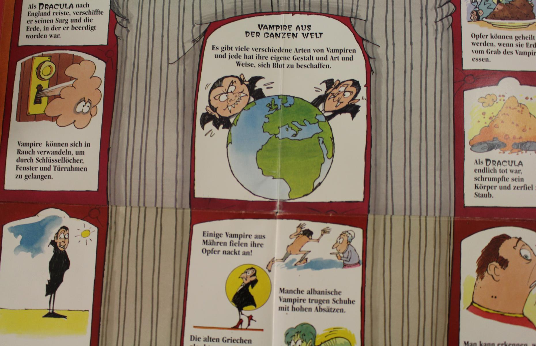 Nahaufnahme eines Textes von dem Pop-up-Buch "Graf Dracula"